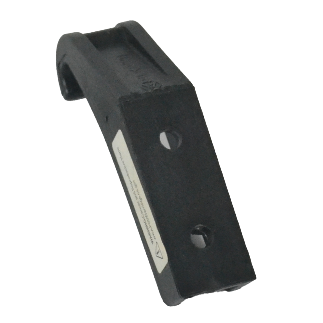 ABRAZADERA DE CAPÓ FREIGHTLINER